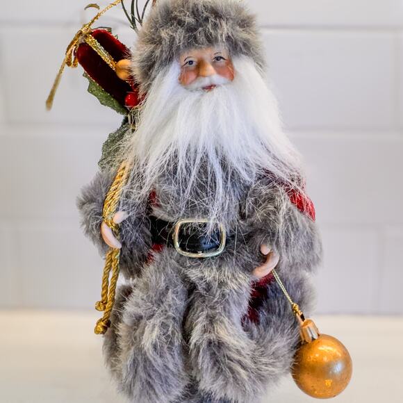 Adorable Vintage Rustic Mountain Man Santa Claus Ornament/TableTop-Standing-10”H - Picture 7 of 8
